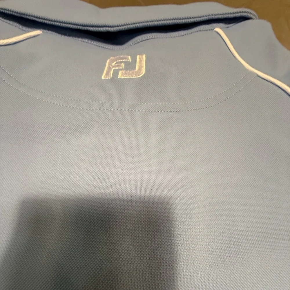 FootJoy Blue and White UNC Polo Active Golf Shirt Size Large - Picture 6 of 10